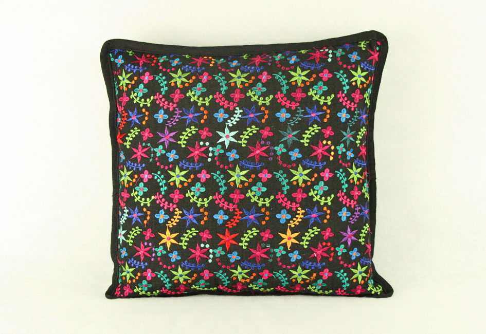 WOHNRAUMOASE | Blütenkissen grün 45 x 45 cm | online kaufen